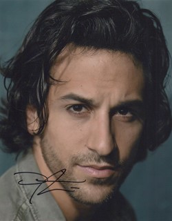 Deniz Akdeniz autograph