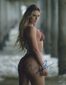 Angela Astakhova autograph