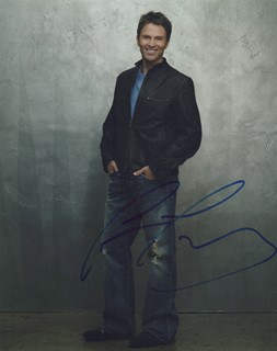 Tim Daly autograph