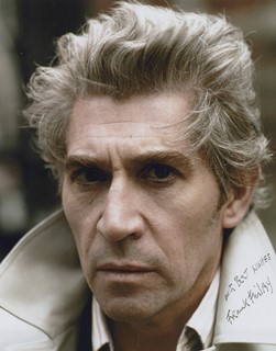 Frank Finlay autograph