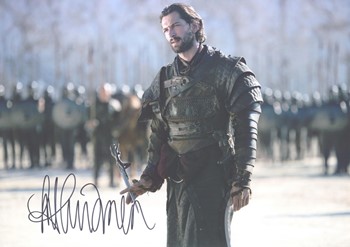 Michiel Huisman autograph