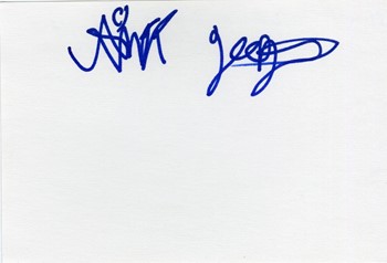 Aimee Teegarden autograph