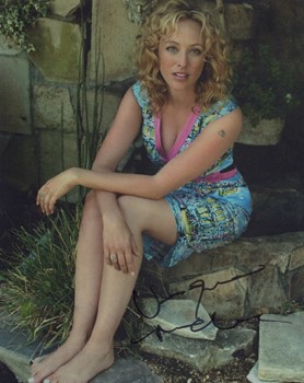 Virginia Madsen autograph