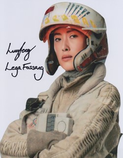 Lucy Feng autograph