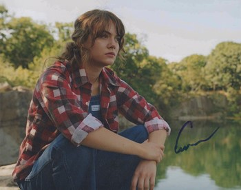 Emilia Jones autograph