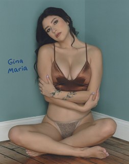 Gina Maria autograph