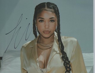 Lori Harvey autograph