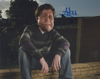 Adam Pearson autograph