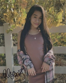 Alysa Gutierrez-Sierra autograph