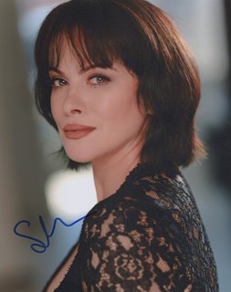 Sonya Macari autograph