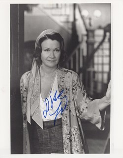 Diane Ladd autograph