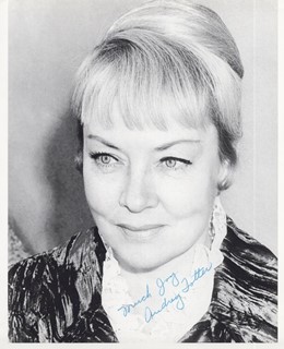 Audrey Totter autograph