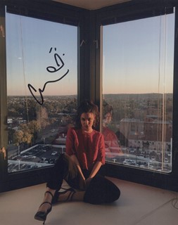 Isabella Gomez autograph