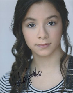 Hailey Hermida autograph