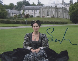 Sonya Macari autograph