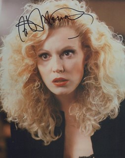 Cathy Moriarty autograph