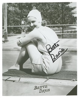 Bette Davis autograph