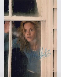 Maria Bello autograph