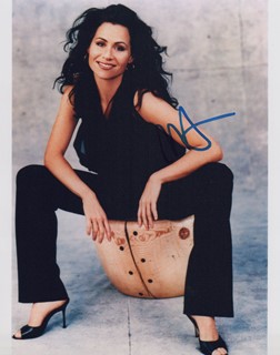 Minnie Driver autograph