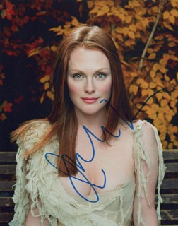 Julianne Moore autograph