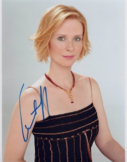 Cynthia Nixon autograph