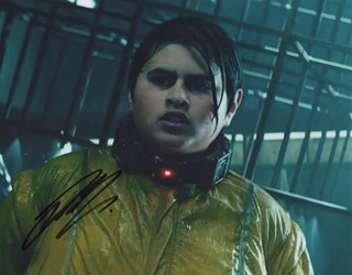 Julian Dennison autograph