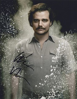 Wagner Moura autograph