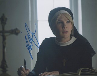 Lily Rabe autograph