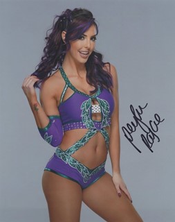 Peyton Royce autograph