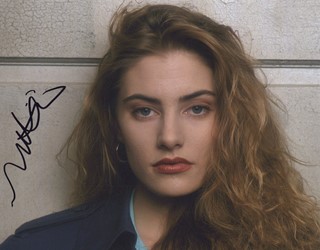 Madchen Amick autograph