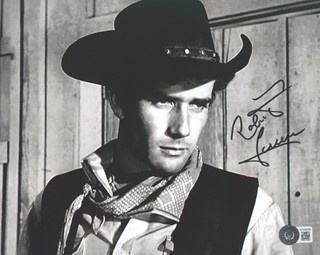 Robert Fuller autograph