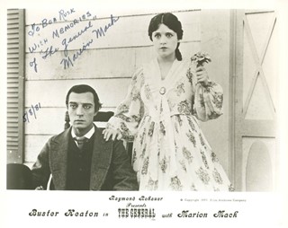 Marion Mack autograph