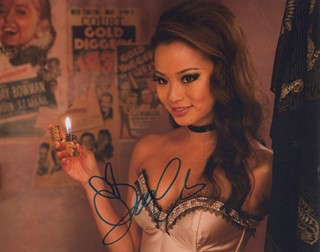 Jamie Chung autograph