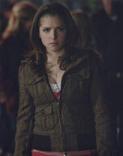 Anna Kendrick autograph