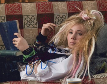 Juno Temple autograph