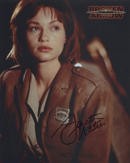 Samantha Mathis autograph