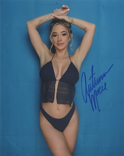 Autumn Marie autograph