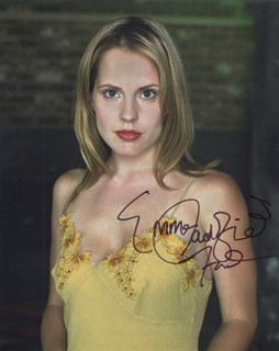 Emma Caulfield autograph