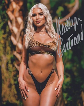 Kaitlyn Bertrand autograph