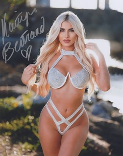 Kaitlyn Bertrand autograph