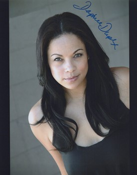 Daphnee Duplaix autograph