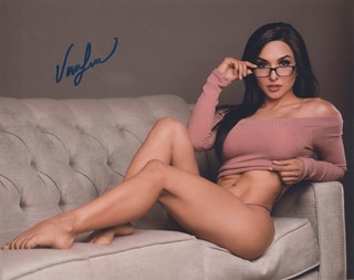 Vanessa Serros autograph