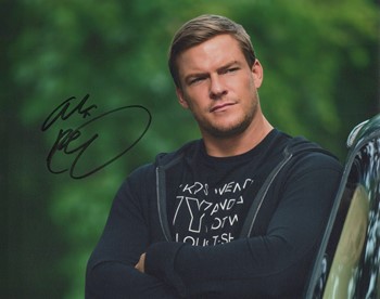 Alan  Ritchson autograph