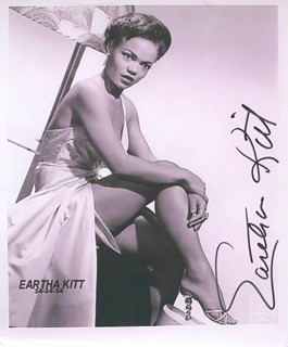 Eartha Kitt autograph