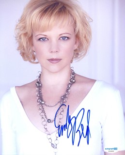 Emily Bergl autograph