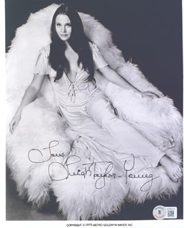 Leigh Taylor-Young autograph