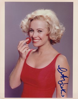 Catherine Hicks autograph