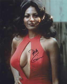 Pam Grier autograph