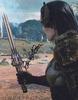 Carrie Coon autograph