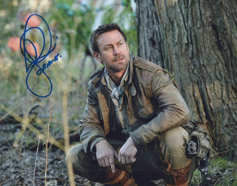 Grant Bowler autograph, item FP609014